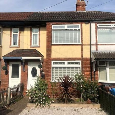 Two Bedroom Terrace House With Parking Kingston upon Hull Eksteriør bilde
