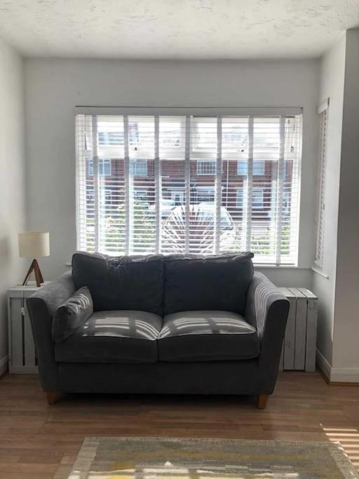 Two Bedroom Terrace House With Parking Kingston upon Hull Eksteriør bilde